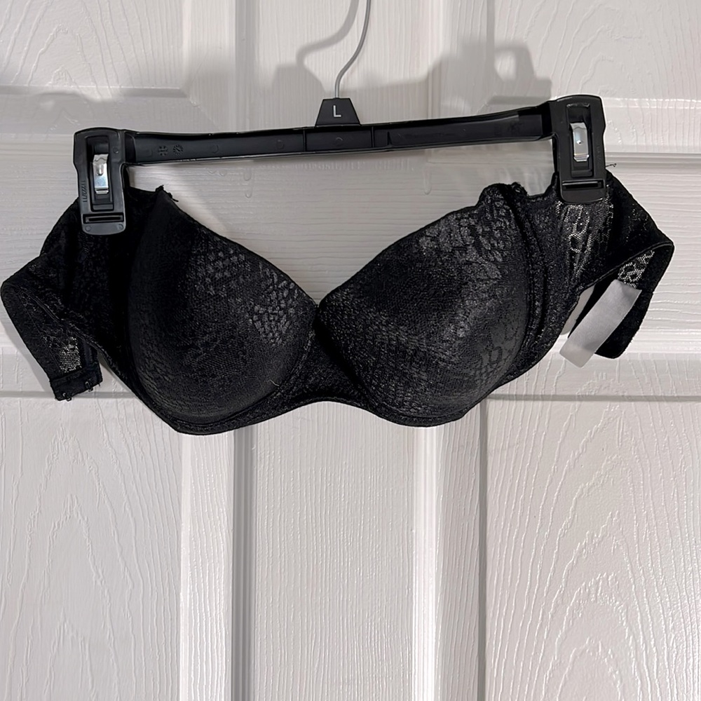 Strapless Bra 34D light padding black